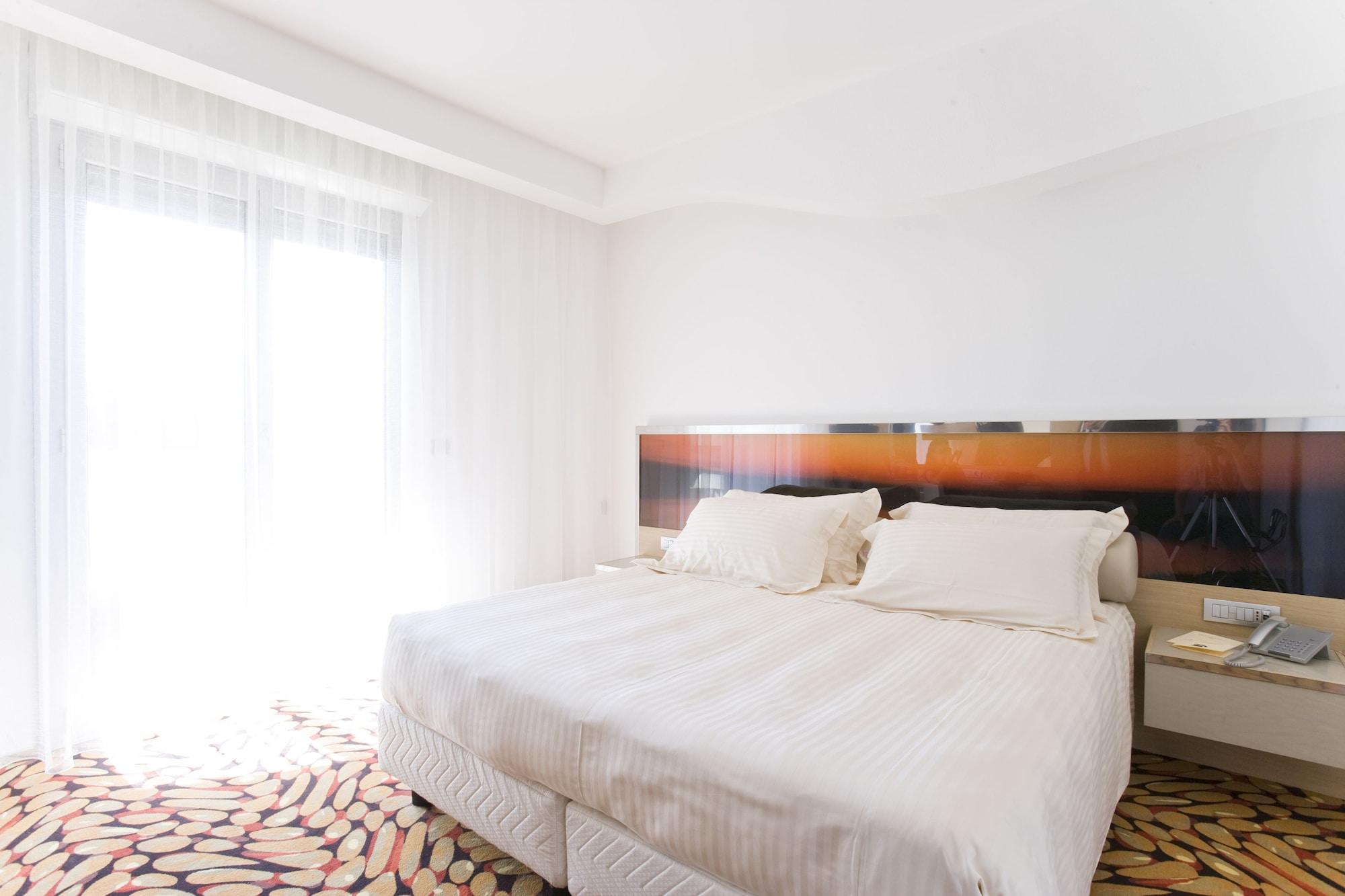 Hotel Waldorf- Premier Resort Milano Marittima Esterno foto