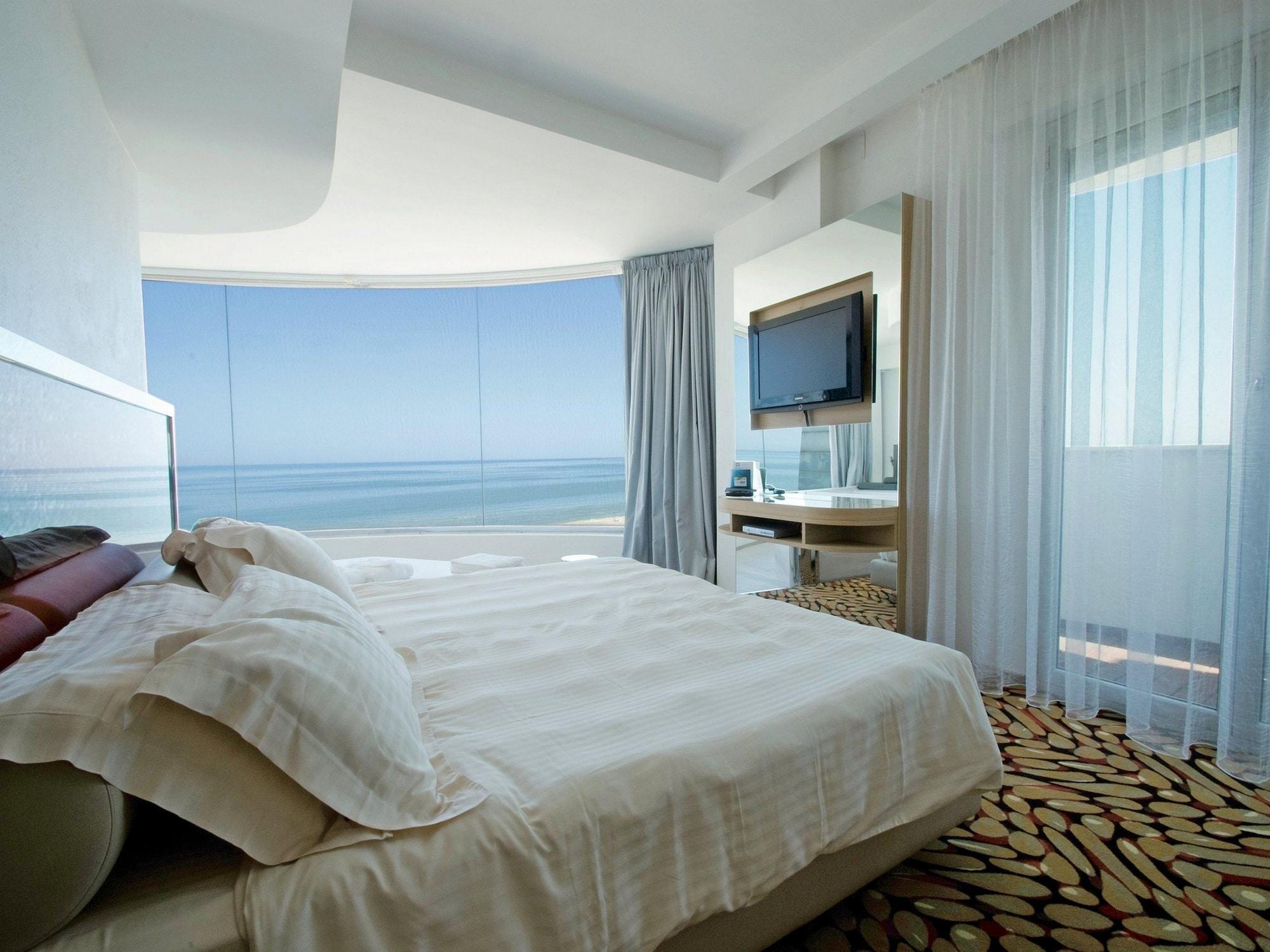 Hotel Waldorf- Premier Resort Milano Marittima Esterno foto