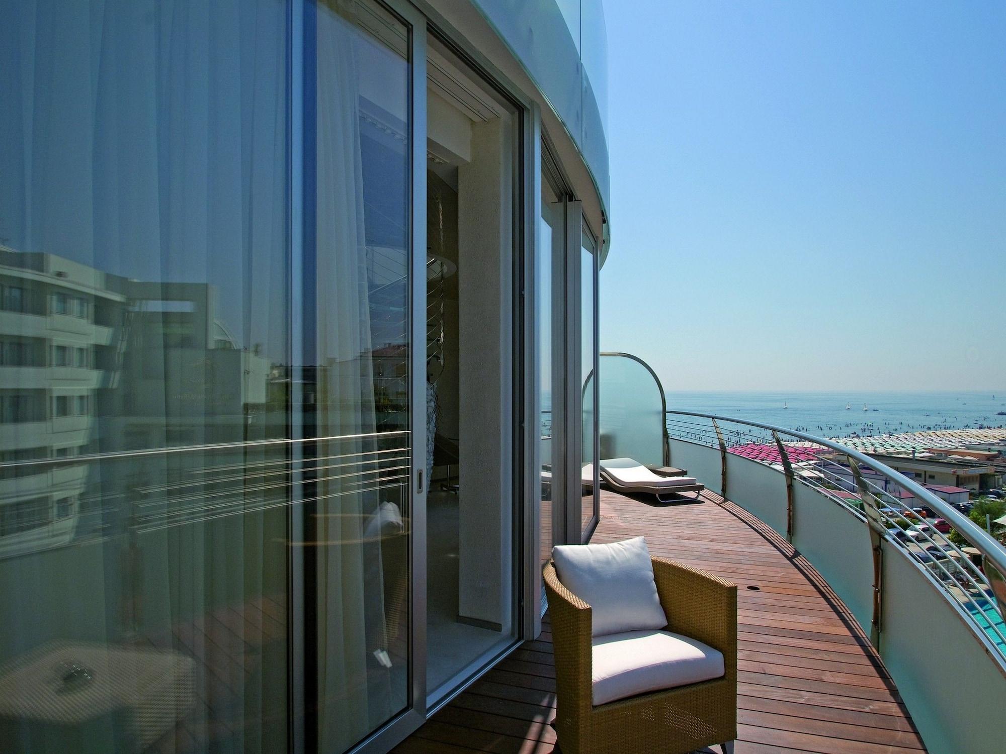 Hotel Waldorf- Premier Resort Milano Marittima Esterno foto