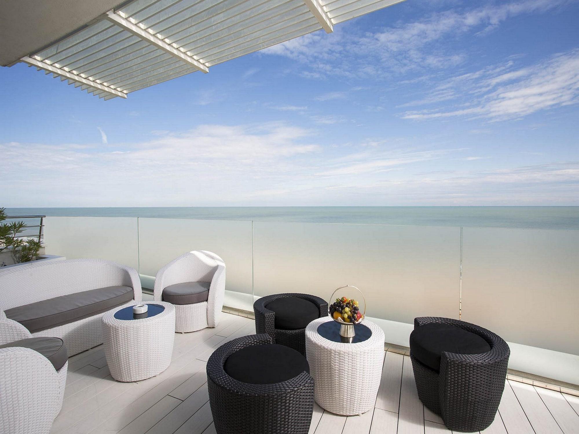 Hotel Waldorf- Premier Resort Milano Marittima Esterno foto