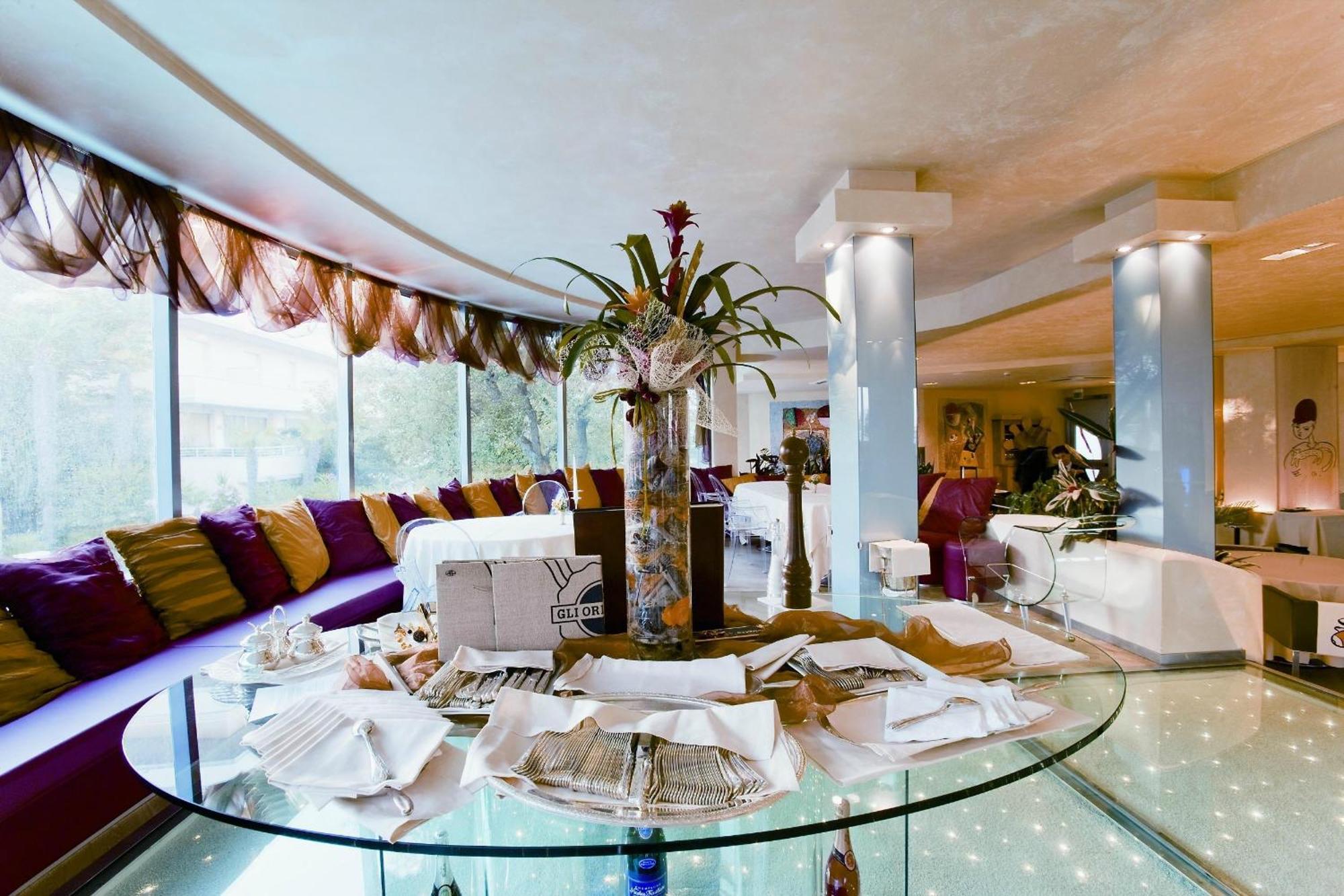 Hotel Waldorf- Premier Resort Milano Marittima Esterno foto