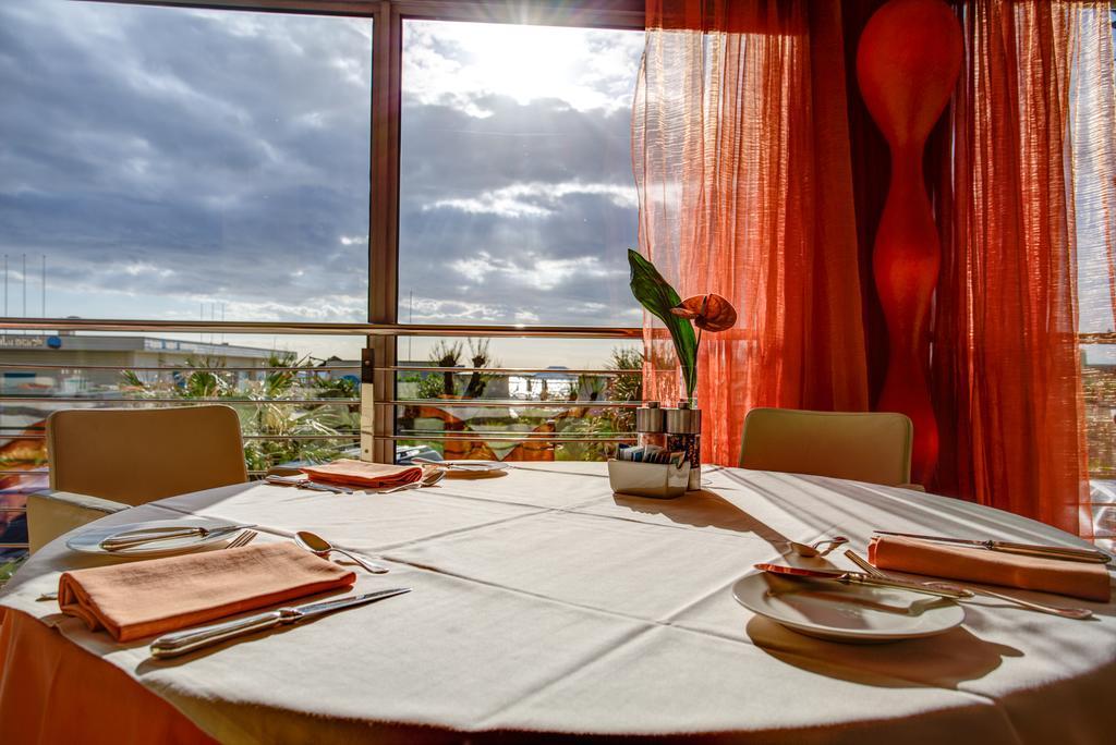Hotel Waldorf- Premier Resort Milano Marittima Esterno foto