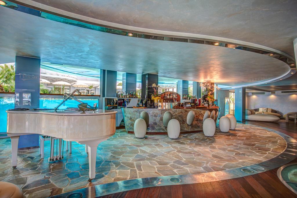 Hotel Waldorf- Premier Resort Milano Marittima Esterno foto