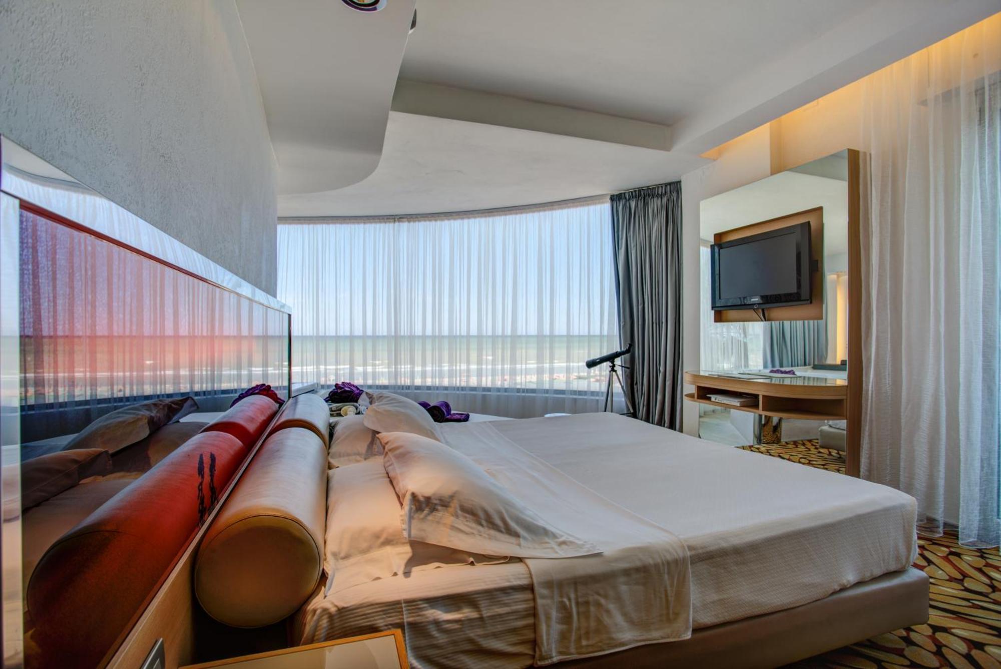 Hotel Waldorf- Premier Resort Milano Marittima Esterno foto